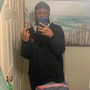 Meet your Posher, Elijah